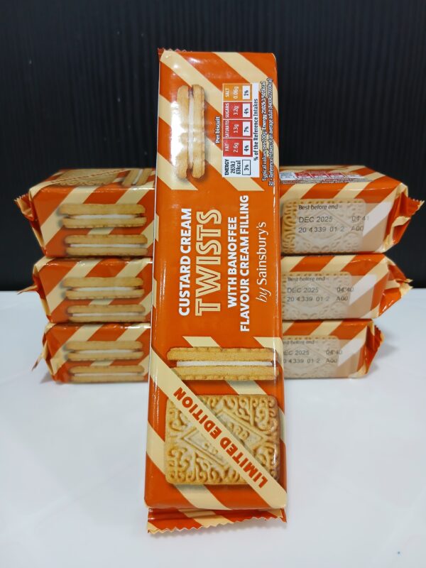 Custard Cream Twist Biscuit