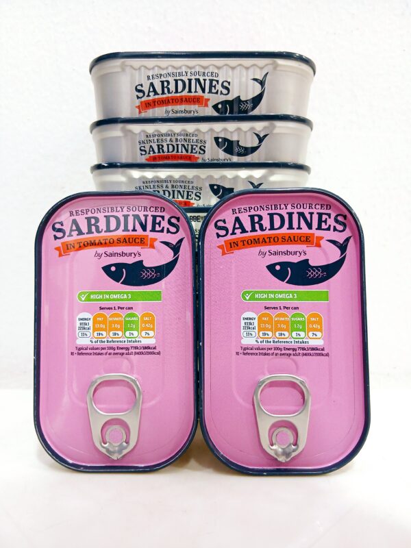 Skinless & boneless sardines in tomato sauce
